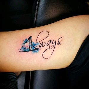 Meet your Posher, Edith